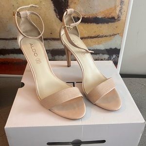 Aldo Ibenama heels size 8.5